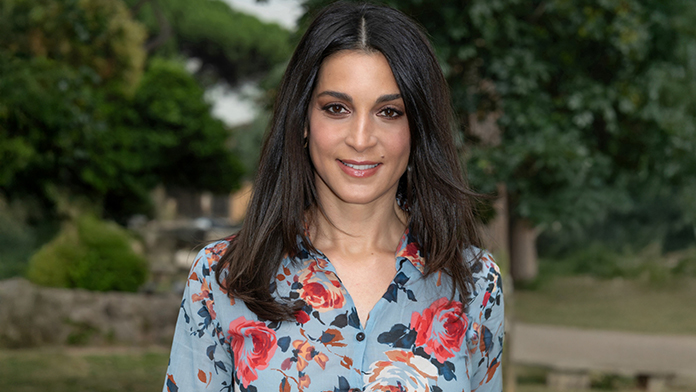 Donatella Finocchiaro: la felicità come disciplina quotidiana