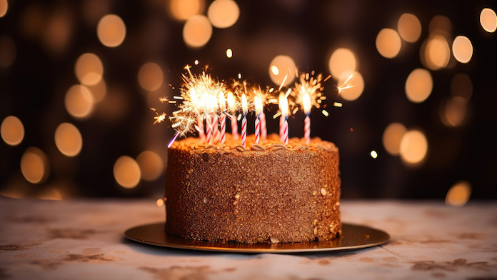 Candeline pirotecniche: rischi di metalli nel cibo