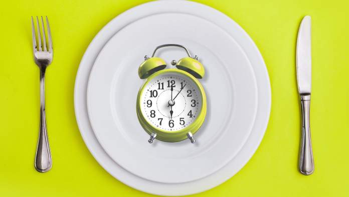 Dieta mediterranea: perché è importante anche quando mangiare?