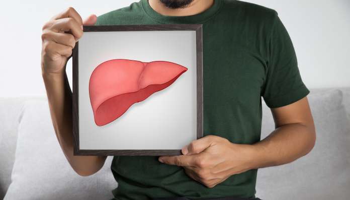 Focolaio di epatite A a Napoli: sintomi, contagio e terapie