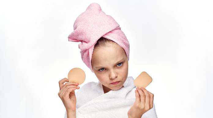 Tween skincare: quando la cura della pelle diventa un’ossessione pericolosa