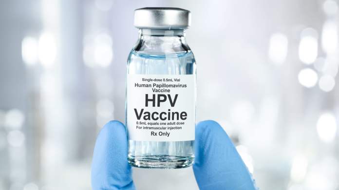 Vaccinazione anti HPV aiuta a prevenire sei tipi di tumore
